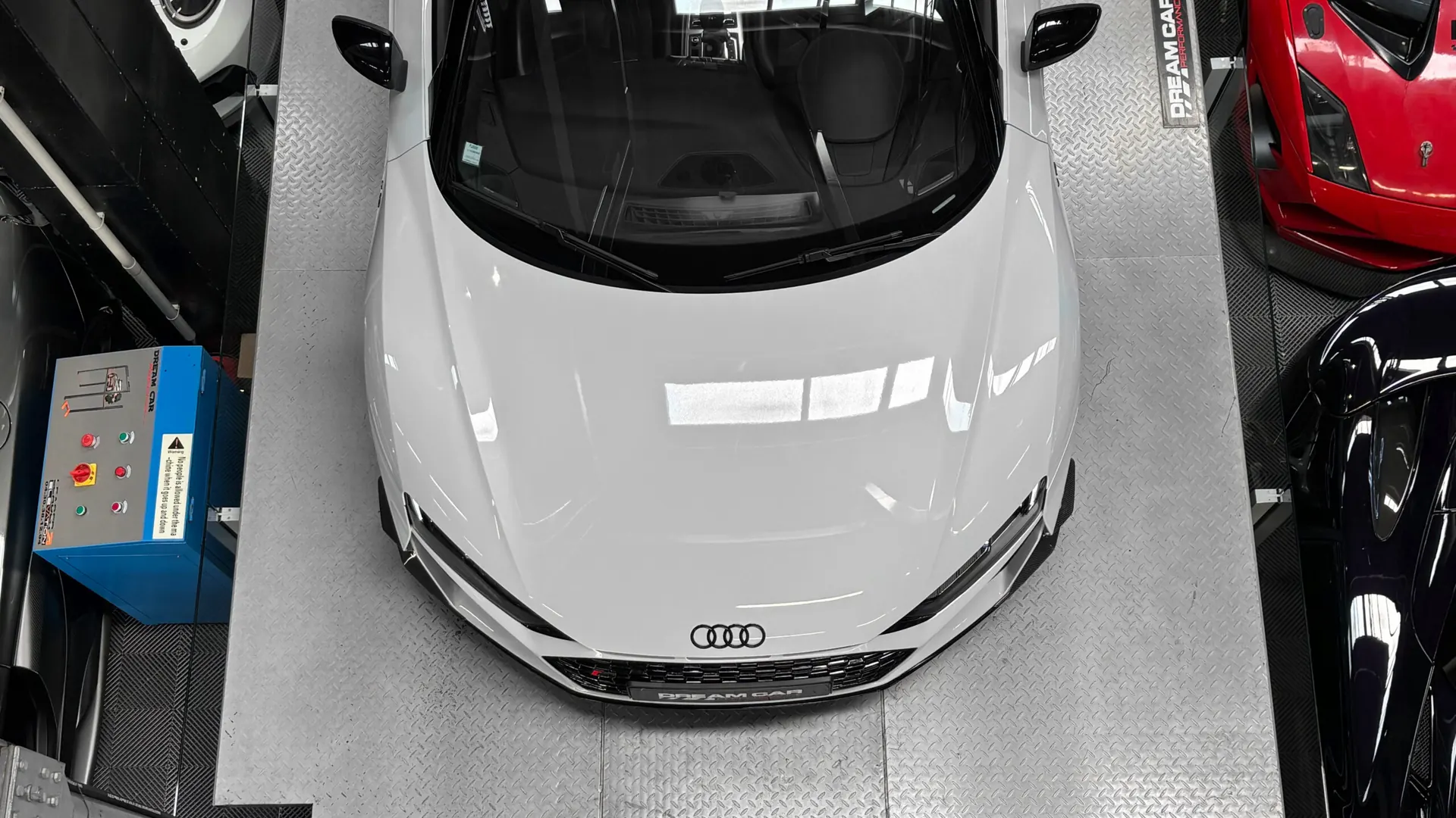 Audi R8 — photo 39