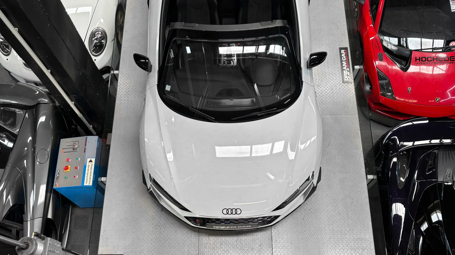 Audi R8 — photo 42