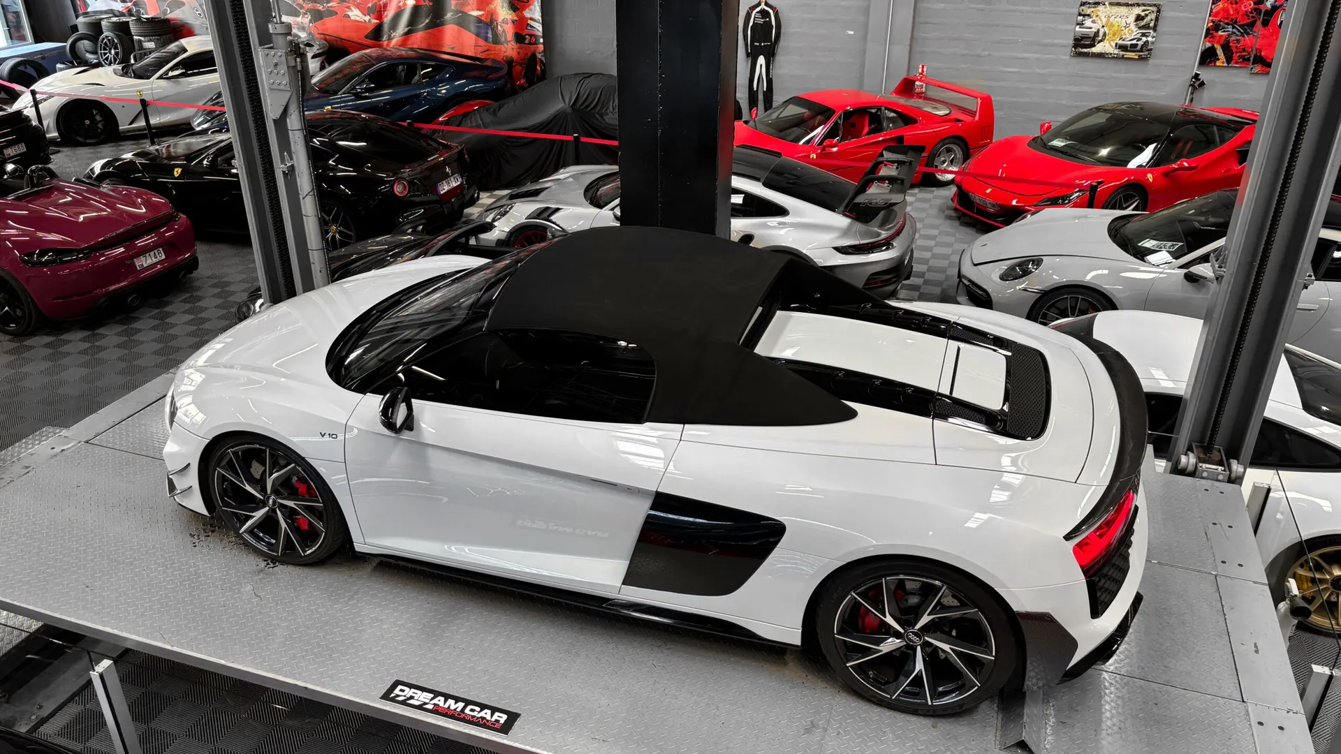 Audi R8 — photo 6