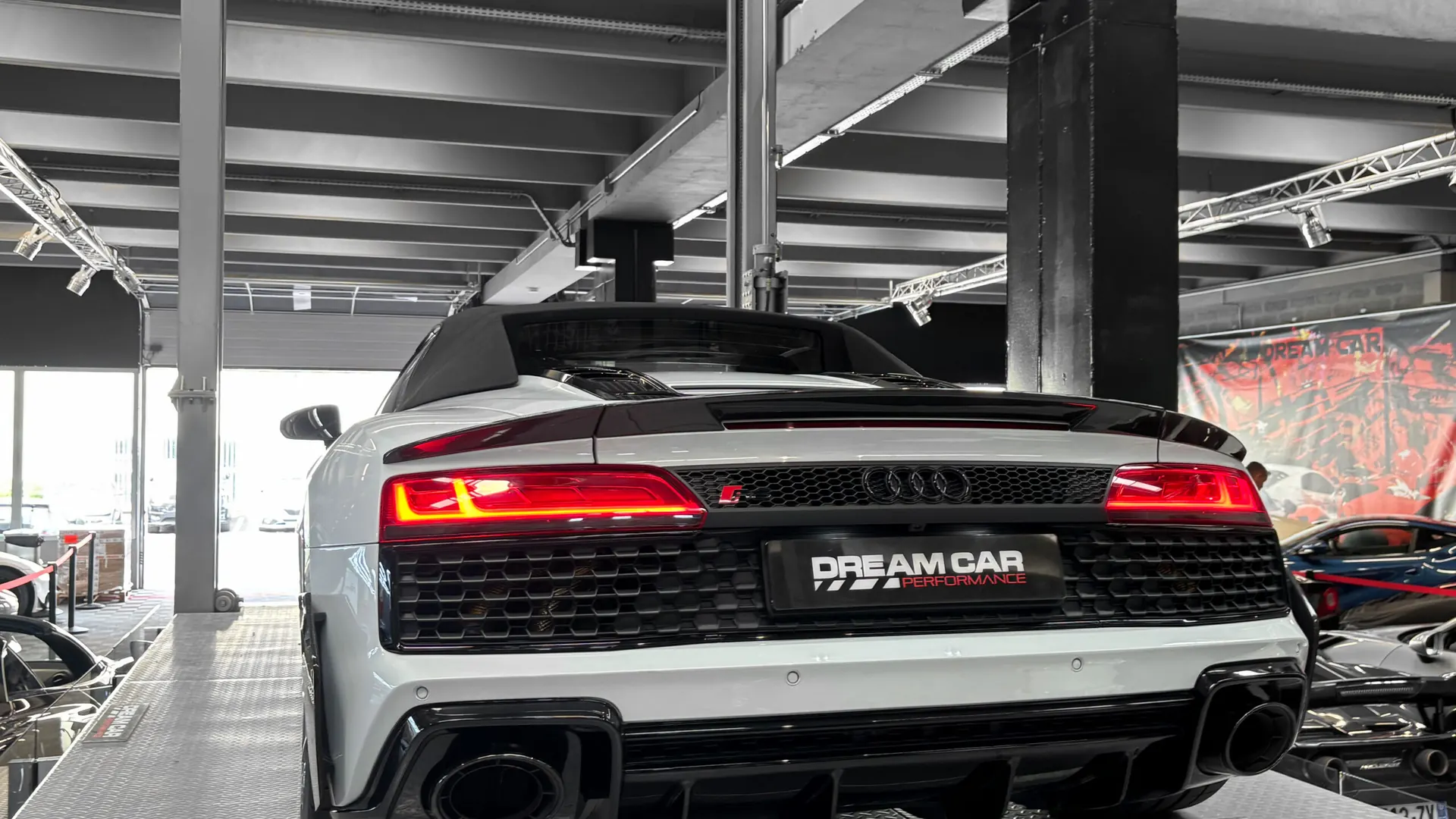 Audi R8 — photo 29