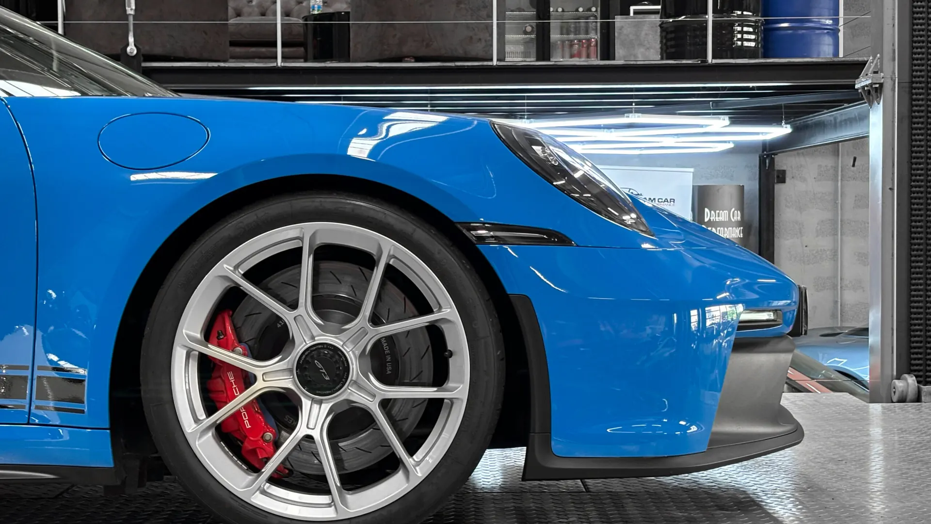 Porsche 992 — photo 8