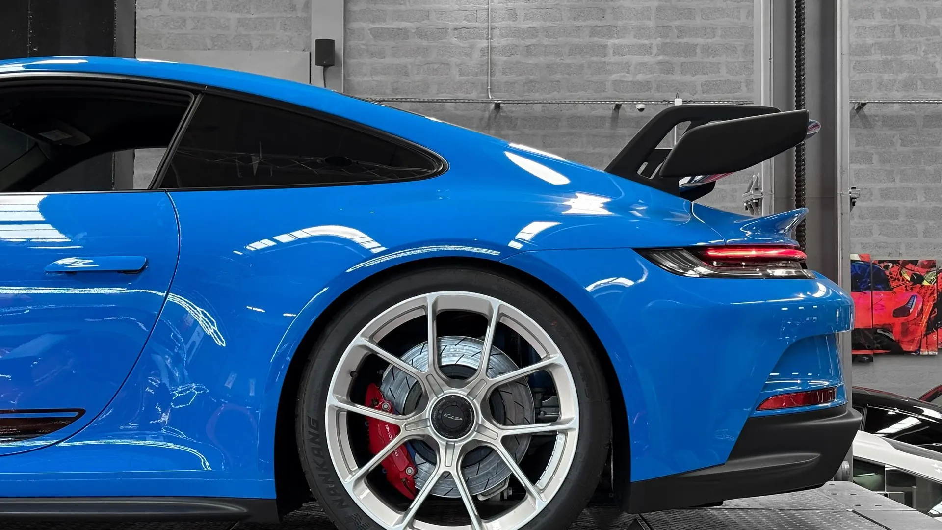 Porsche 992 — photo 9