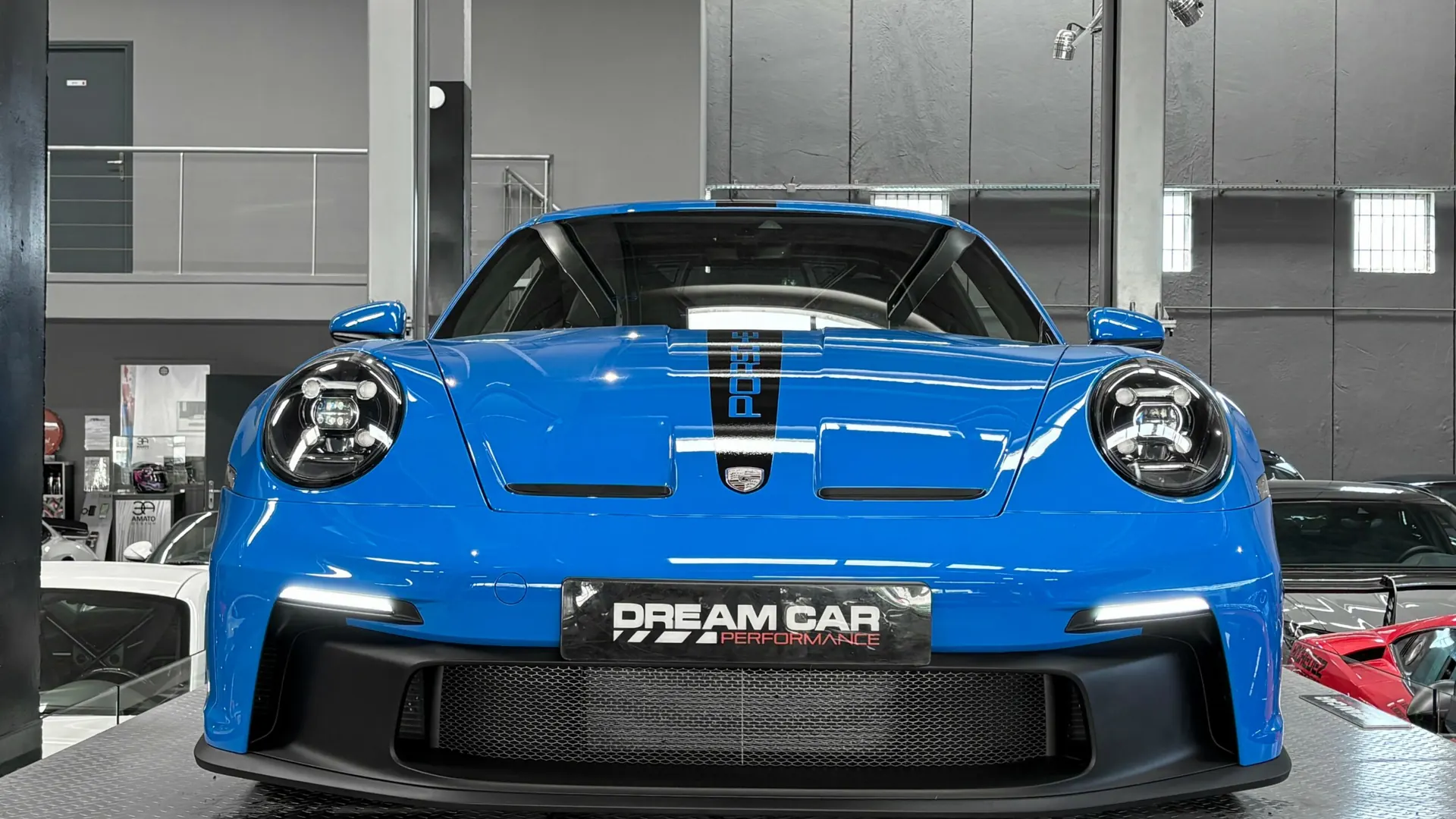 Porsche 992 — photo 6