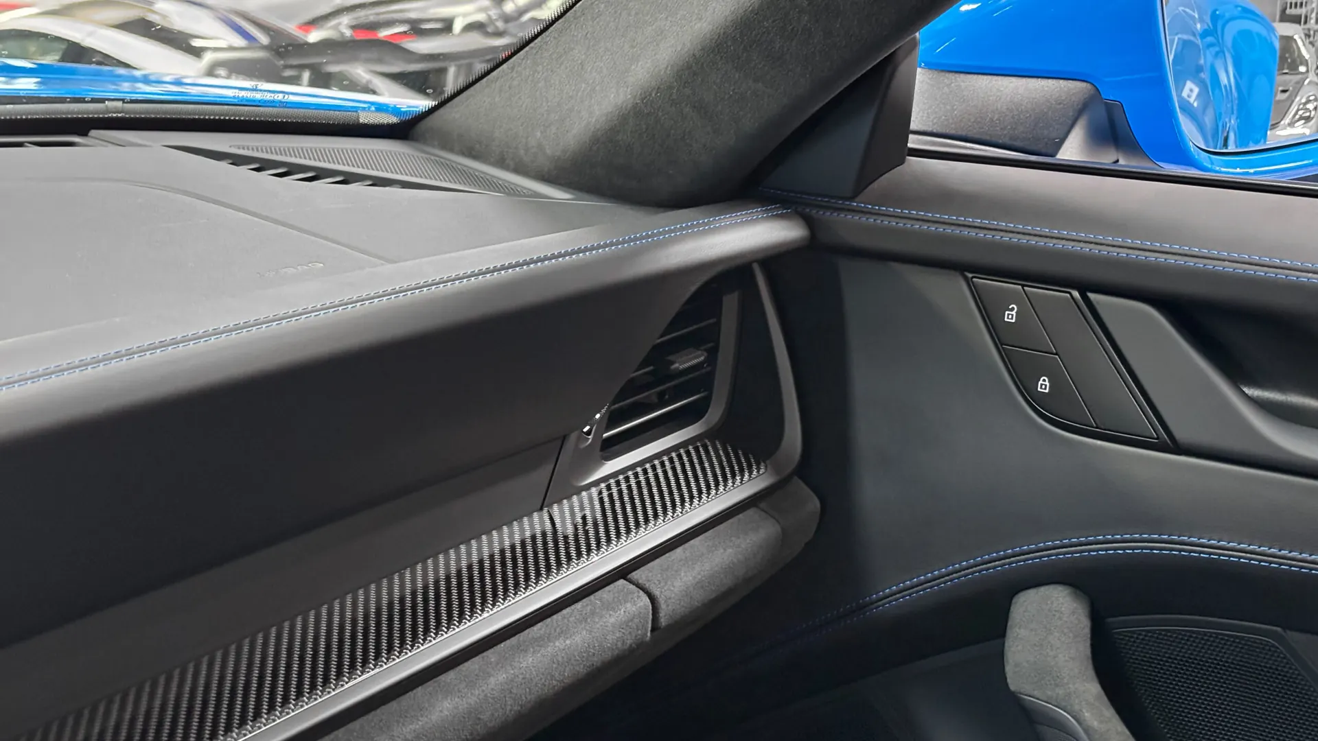 Porsche 992 — photo 23