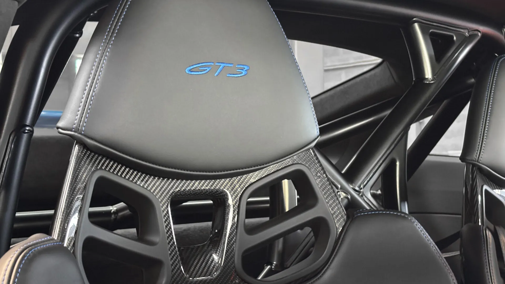 Porsche 992 — photo 38