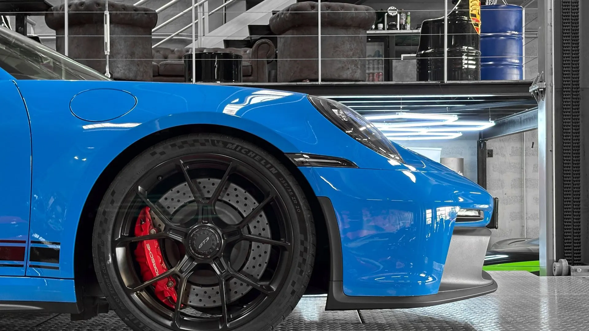Porsche 992 — photo 7