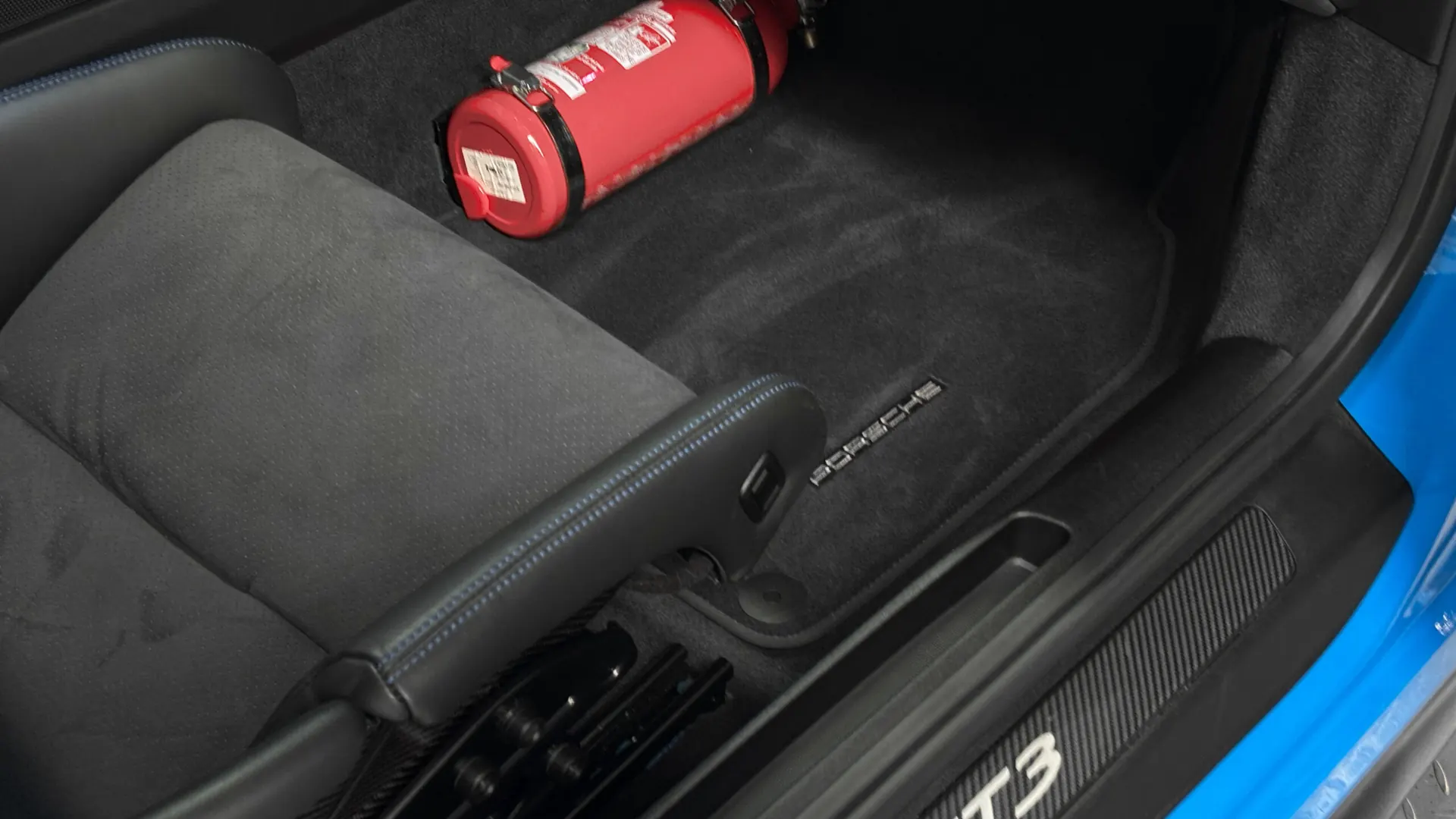 Porsche 992 — photo 31