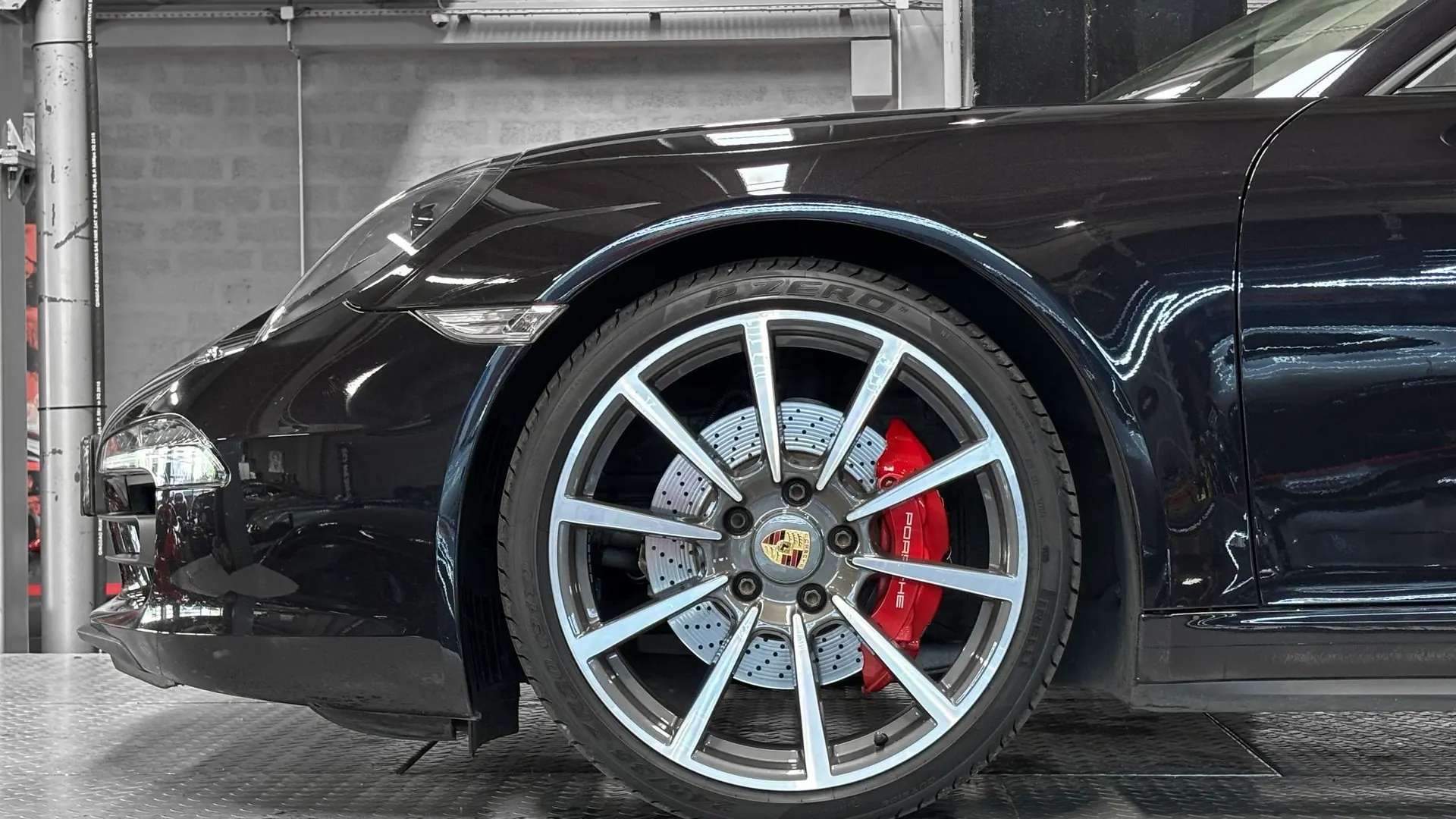Porsche 991.1 — photo 7