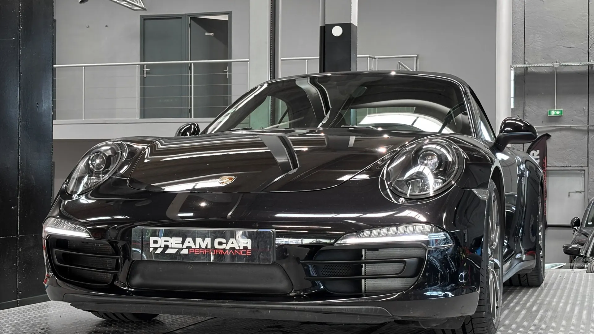 Porsche 991.1 — photo 31