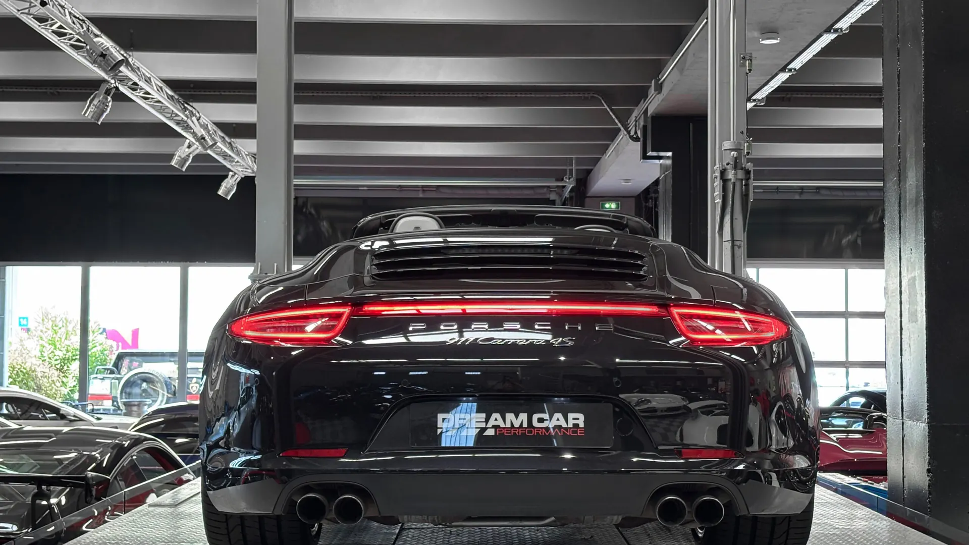 Porsche 991.1 — photo 11