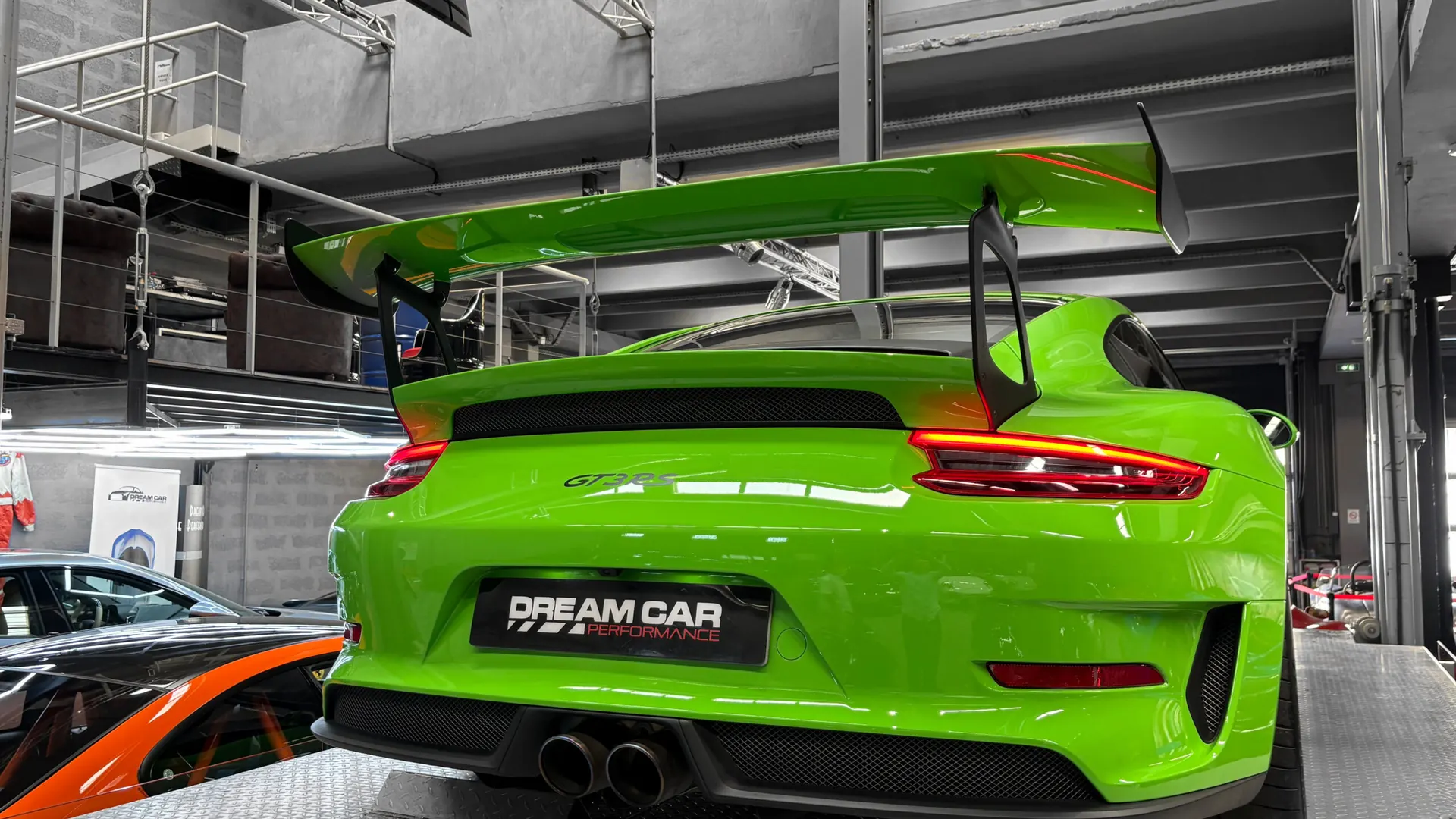 Porsche 991 — photo 14