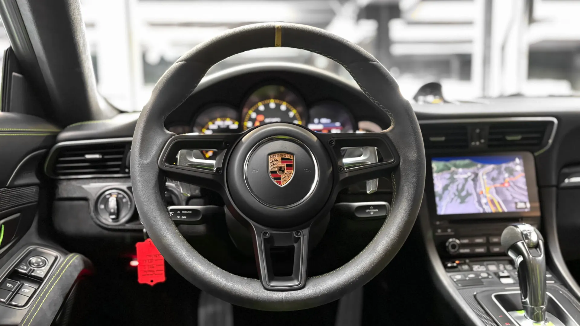 Porsche 991 — photo 31