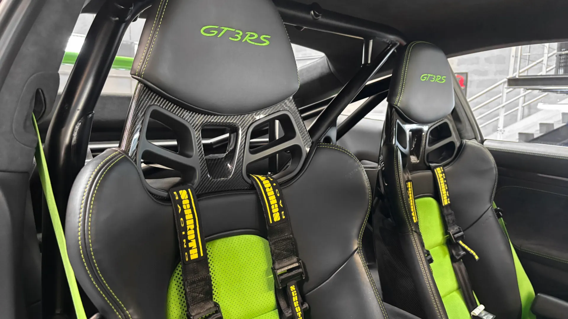Porsche 991 — photo 32