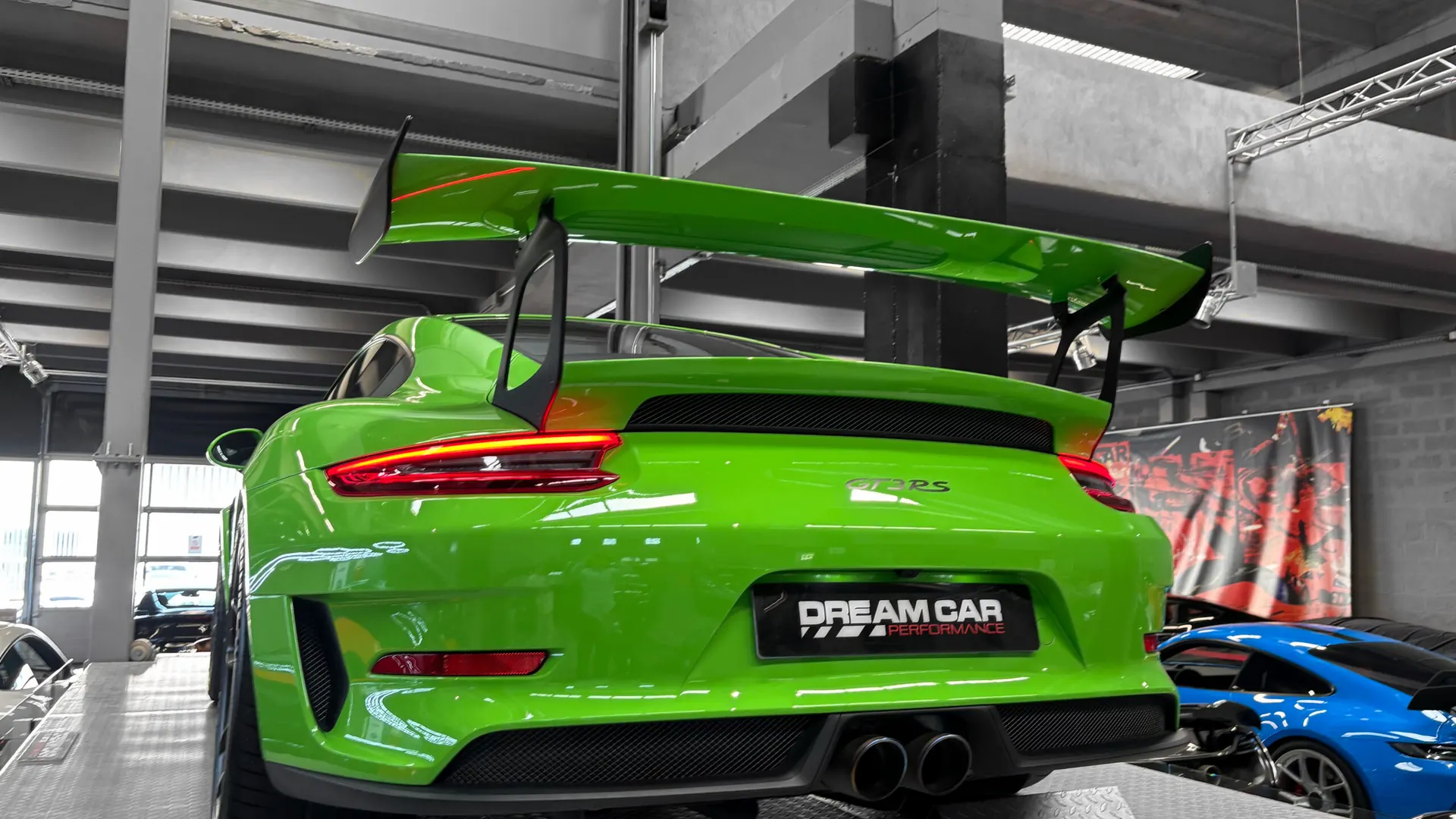 Porsche 991 — photo 12