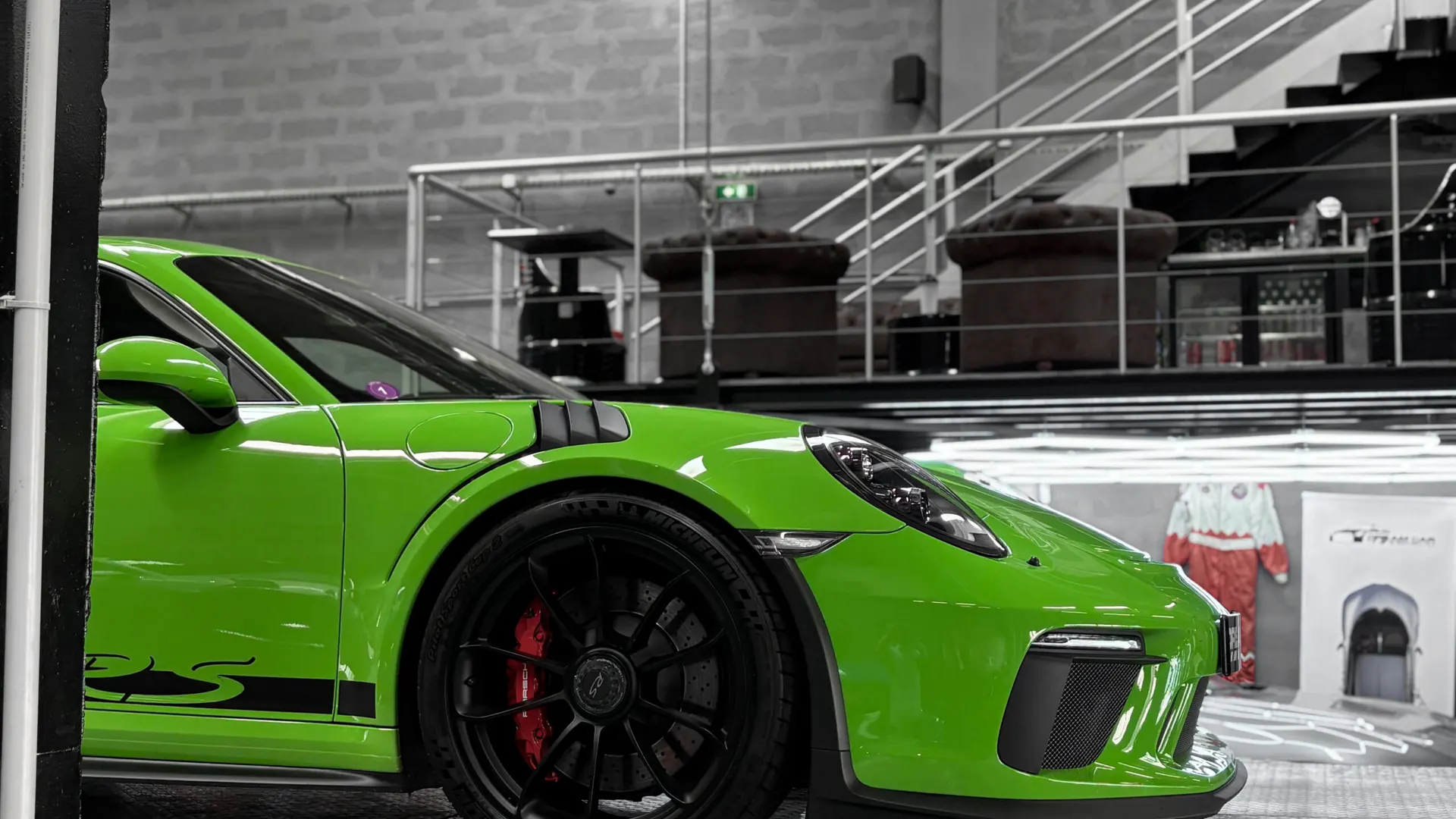 Porsche 991 — photo 20
