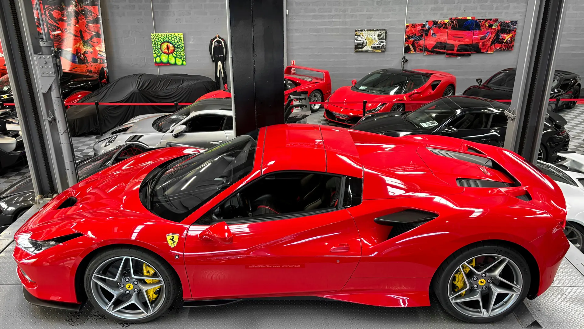 Ferrari F8 — photo 44
