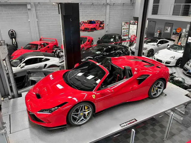 Ferrari F8