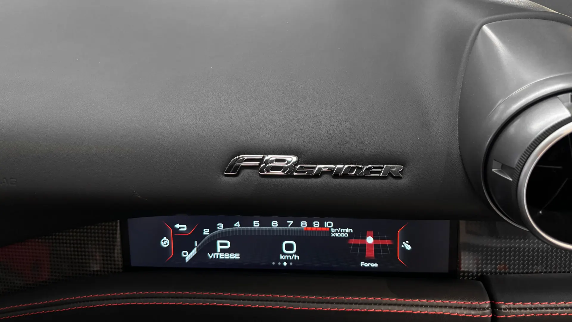 Ferrari F8 — photo 37