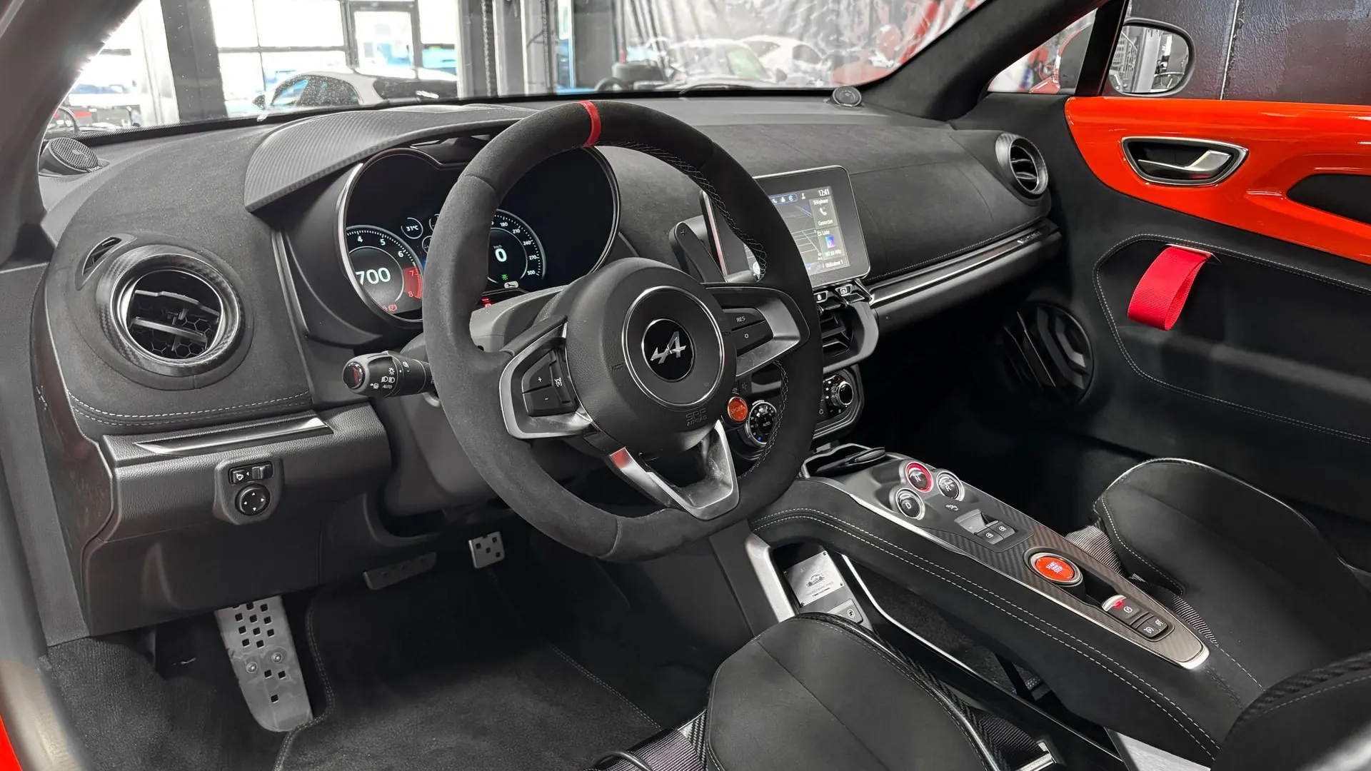Alpine A110 — photo 13