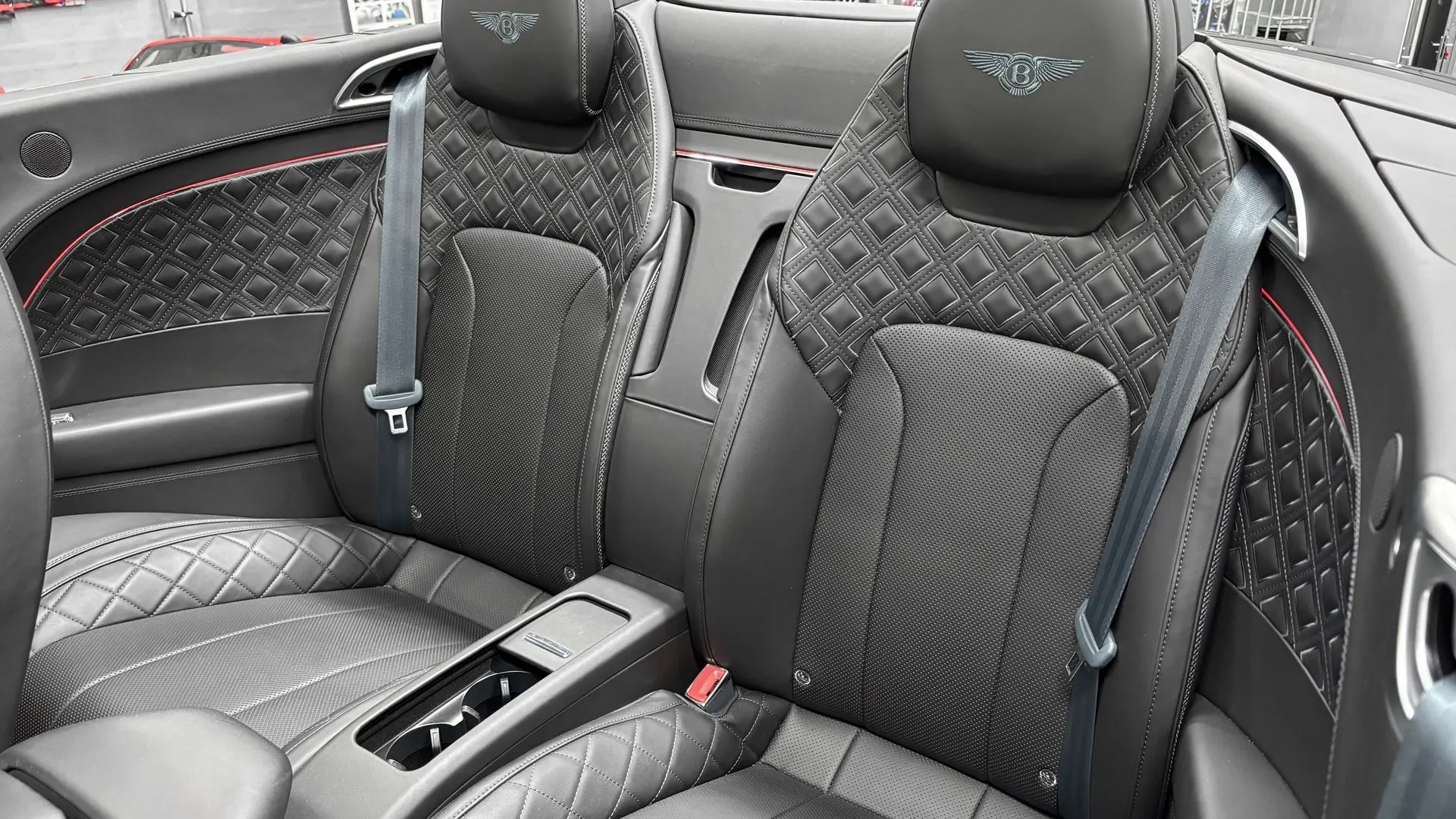 Bentley Continental — photo 14