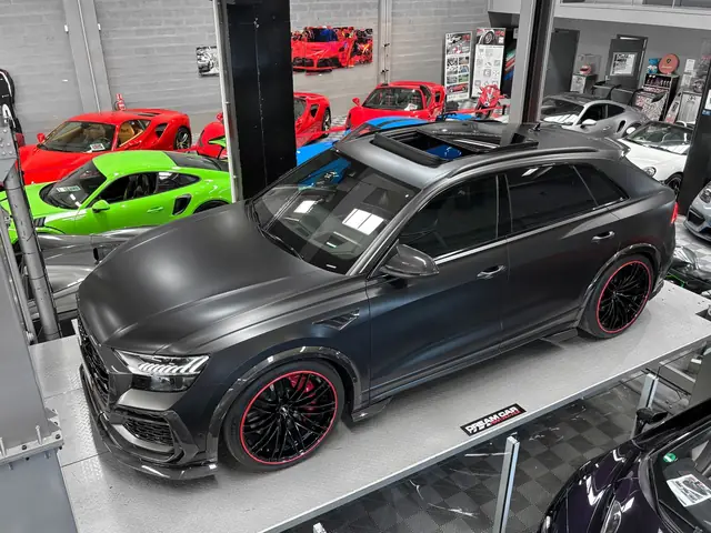 Audi RSQ8
