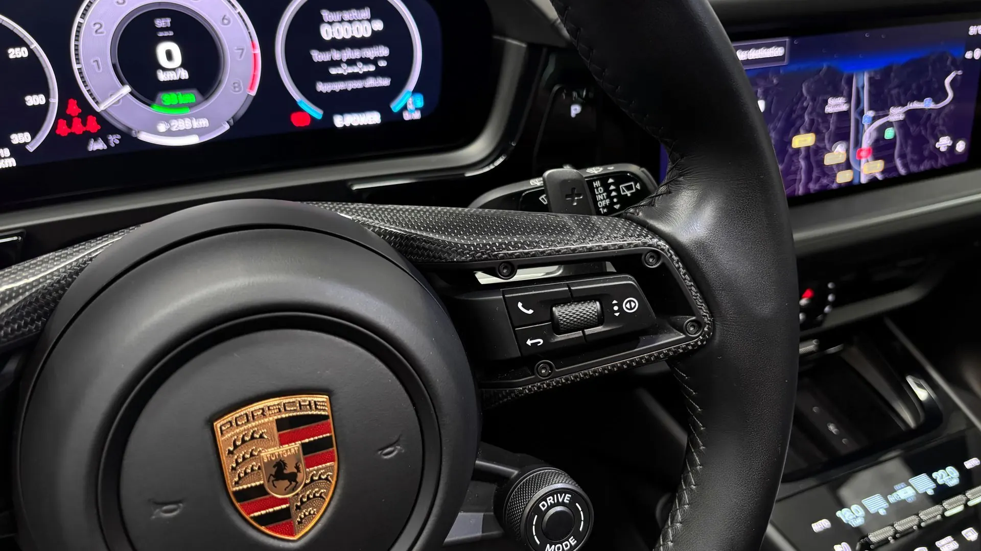 Porsche Cayenne — photo 20