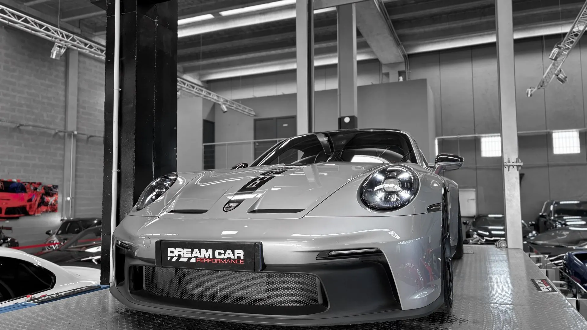 Porsche 992 — photo 4