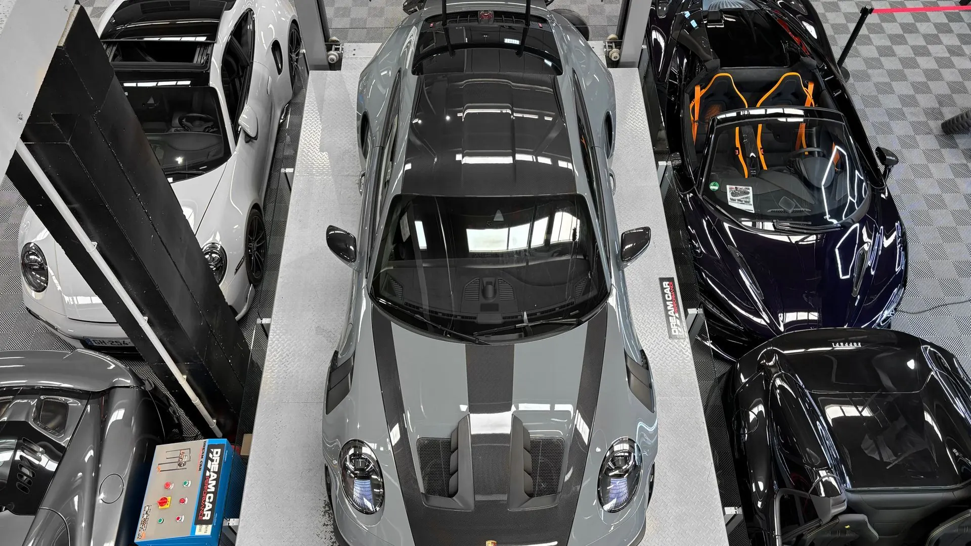 Porsche 911 — photo 10