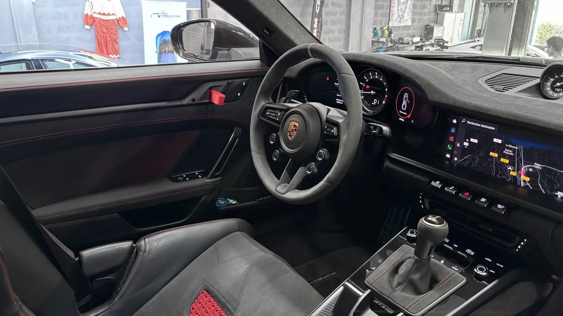 Porsche 911 — photo 19