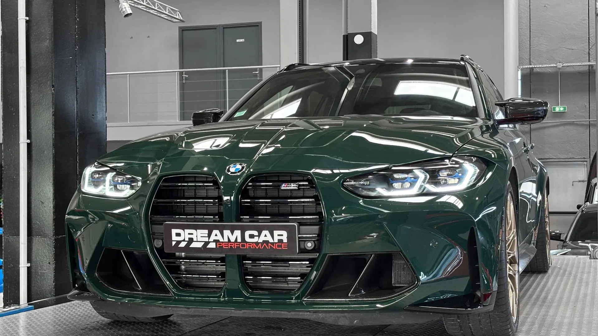 BMW M3 — photo 6