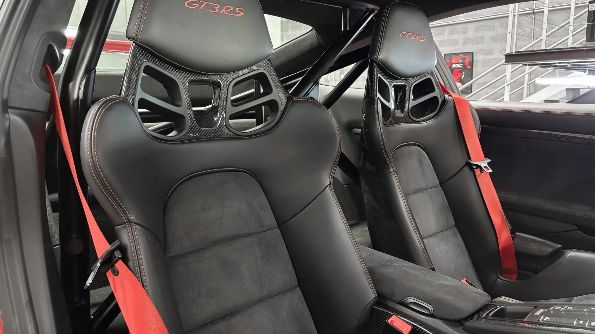 Porsche 991 — photo 18