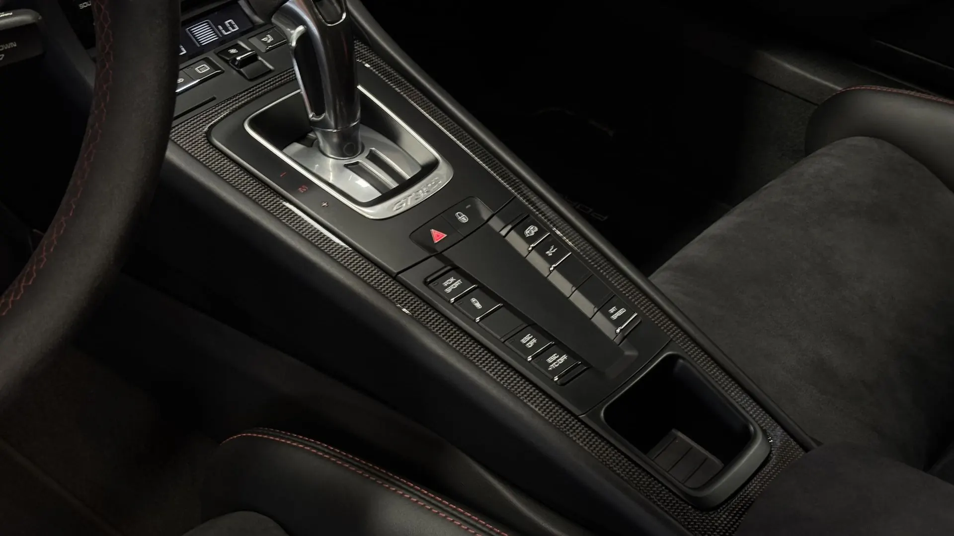 Porsche 991 — photo 14