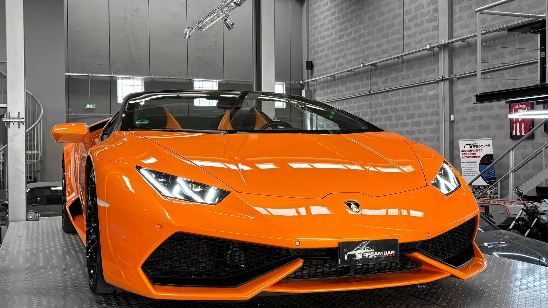 Lamborghini Huracan — photo 4