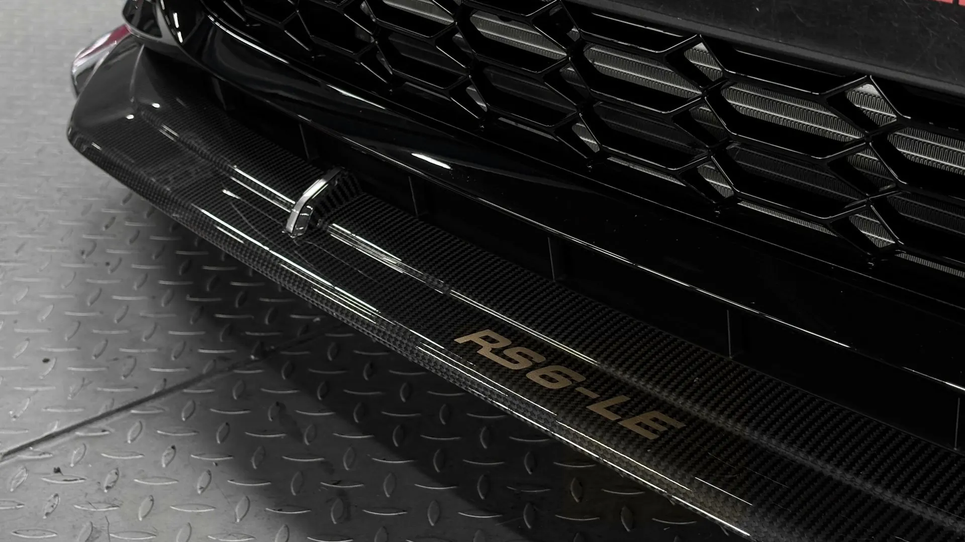 Audi RS6 — photo 14