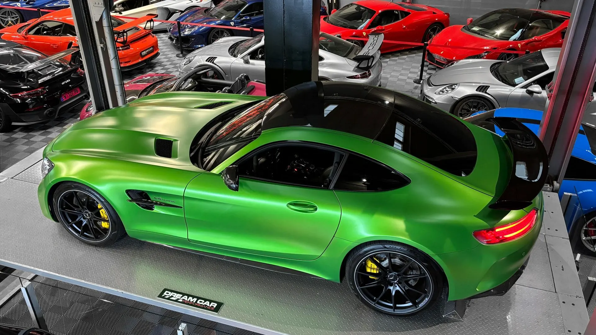 Mercedes-Benz AMG GT — photo 3