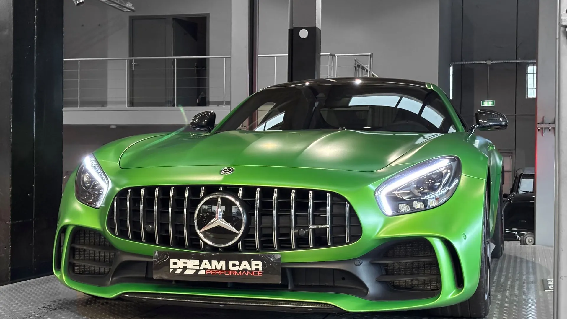 Mercedes-Benz AMG GT — photo 6