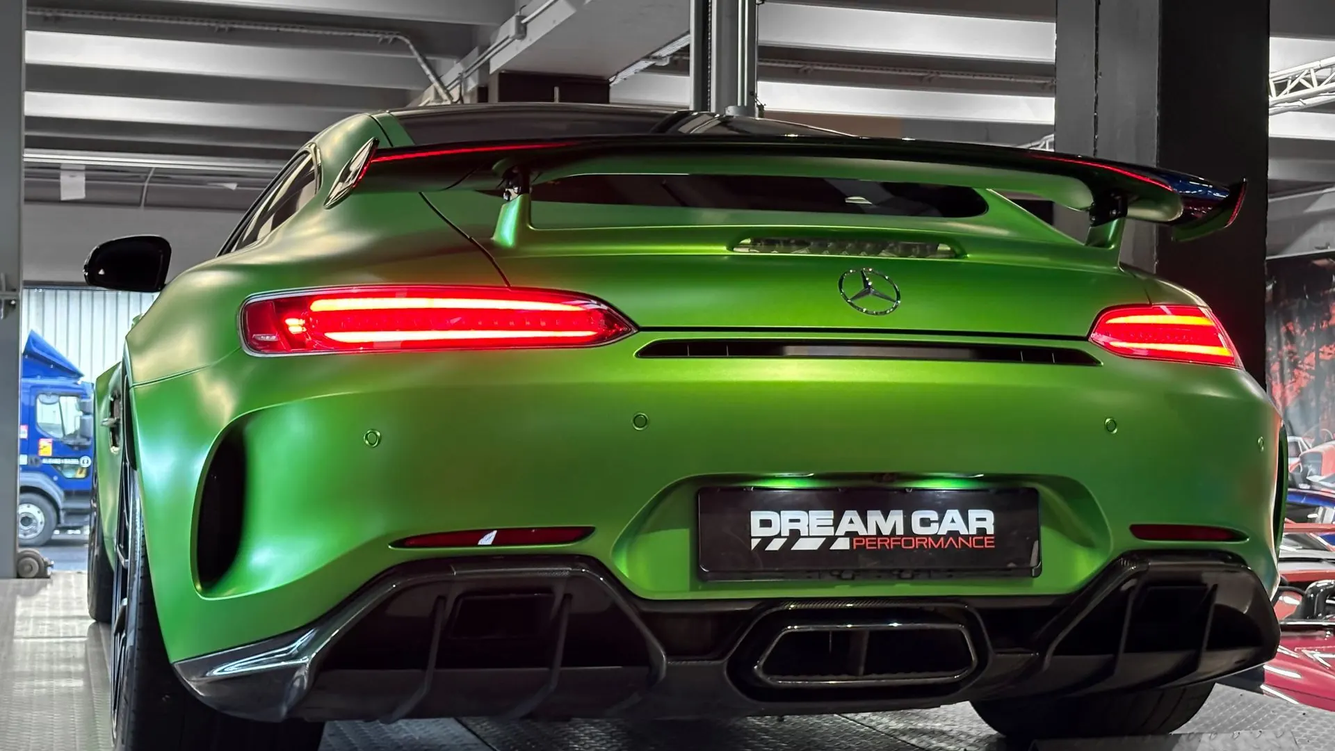Mercedes-Benz AMG GT — photo 9