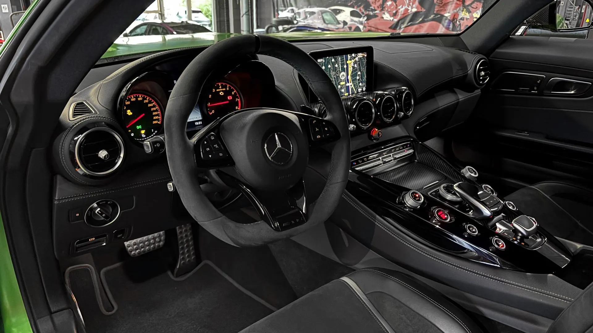 Mercedes-Benz AMG GT — photo 14