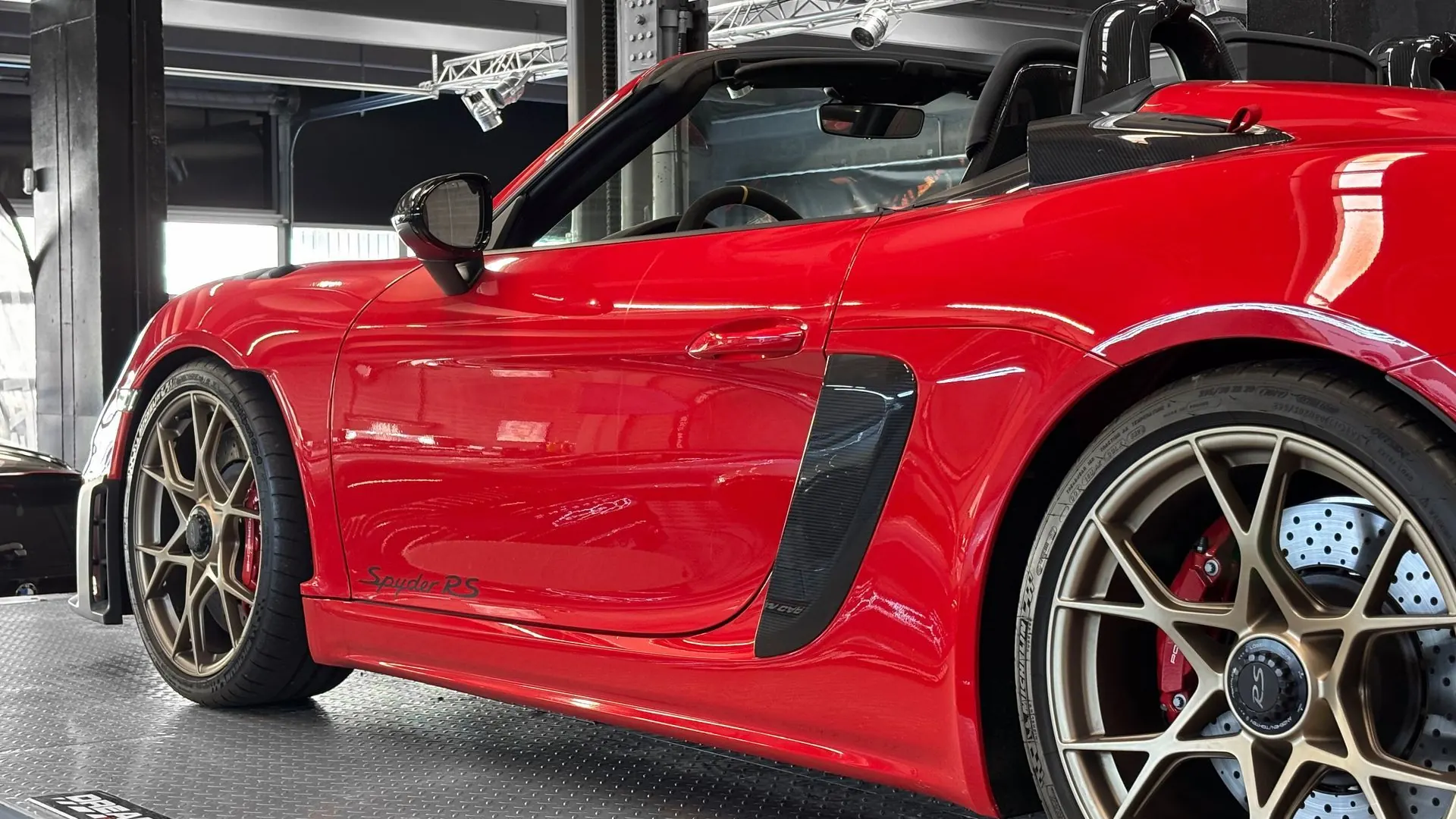 Porsche 718 — photo 14