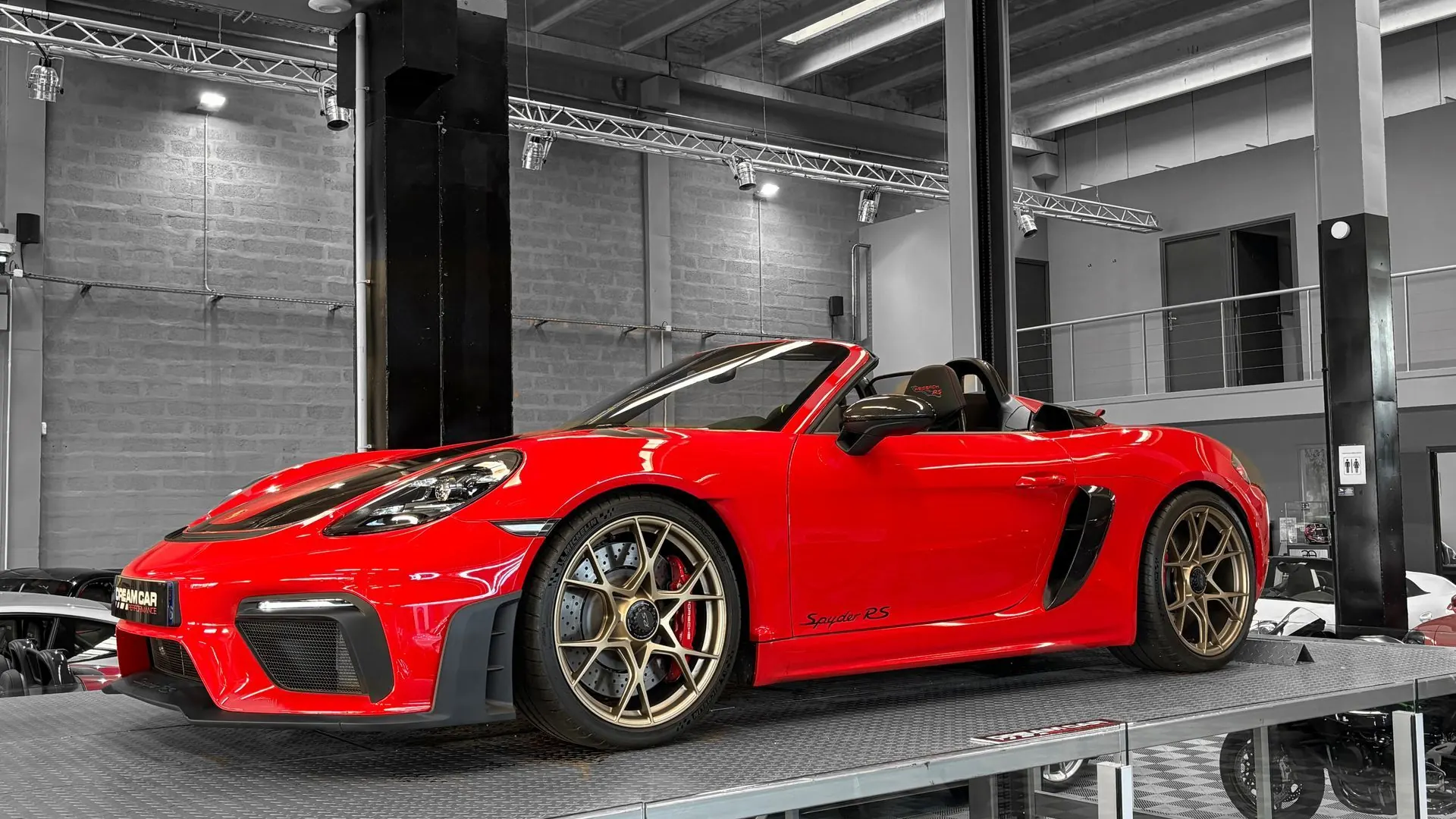 Porsche 718 — photo 8