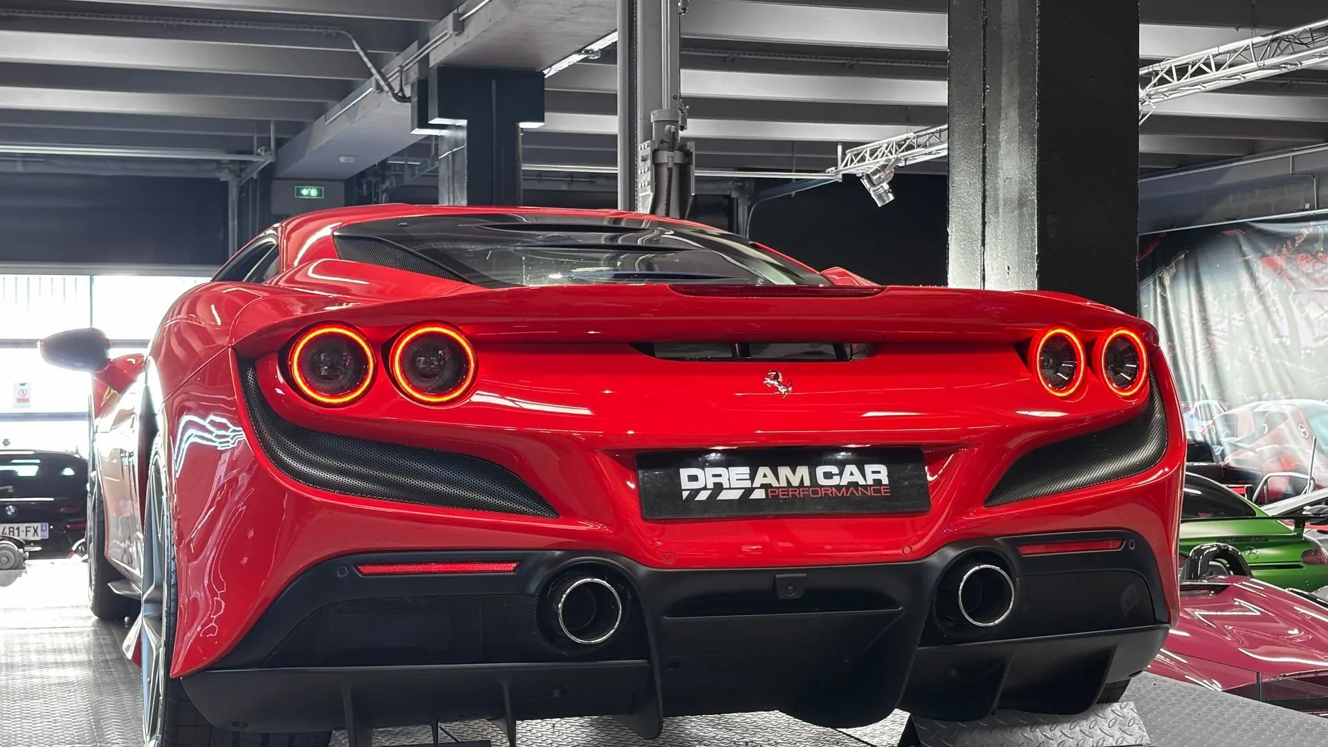 Ferrari F8 — photo 12