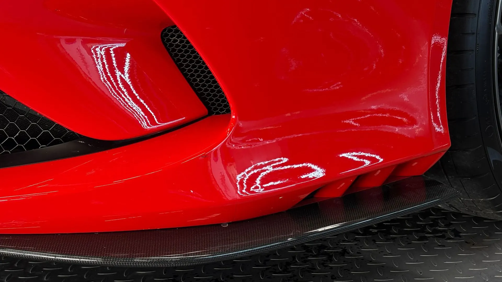 Ferrari F8 — photo 13
