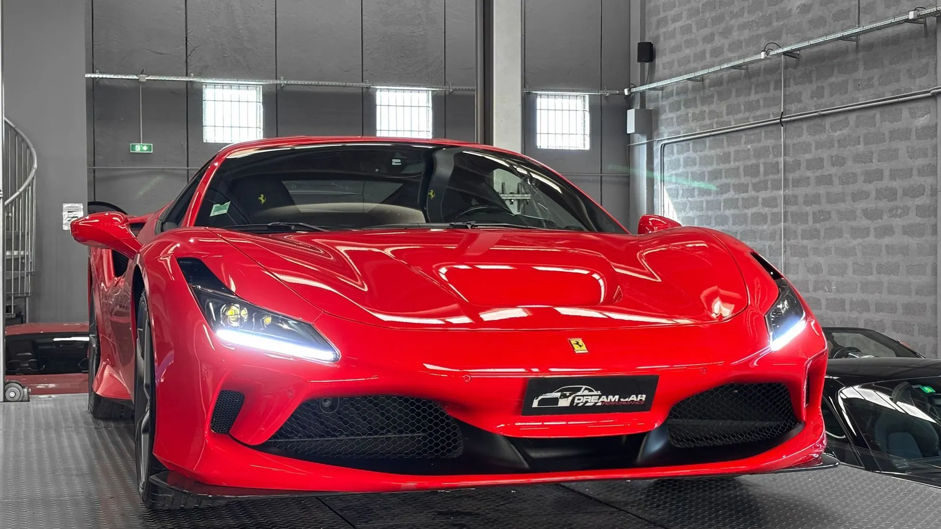 Ferrari F8 — photo 5