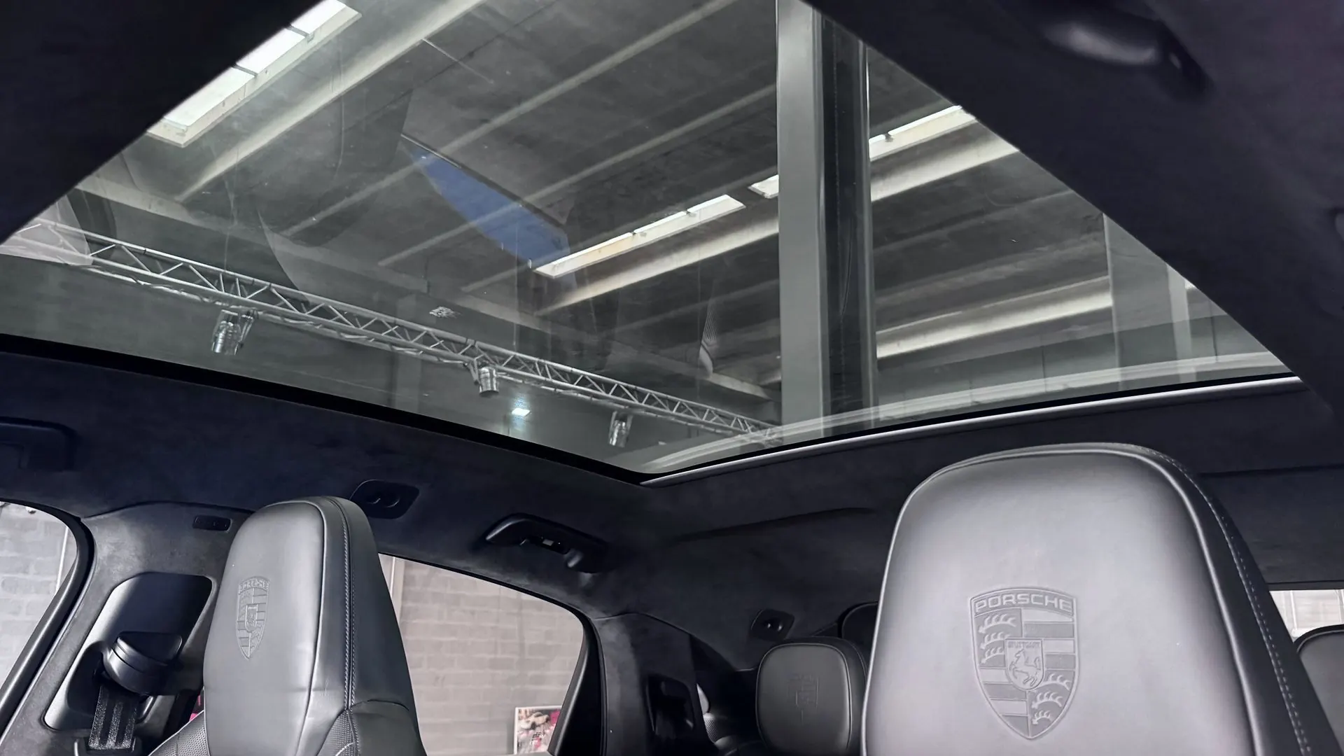 Porsche Cayenne — photo 20