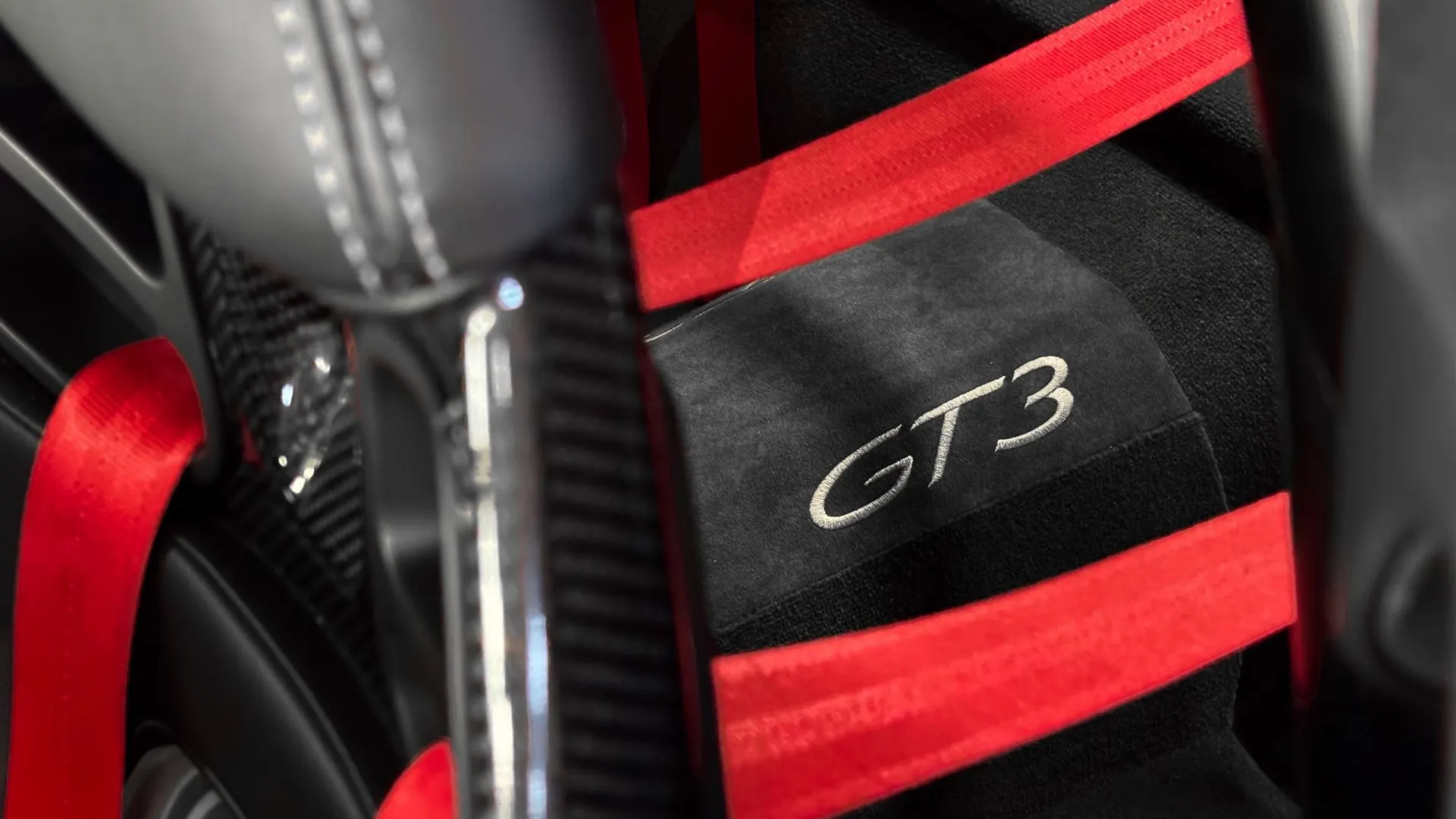 Porsche 991 — photo 19