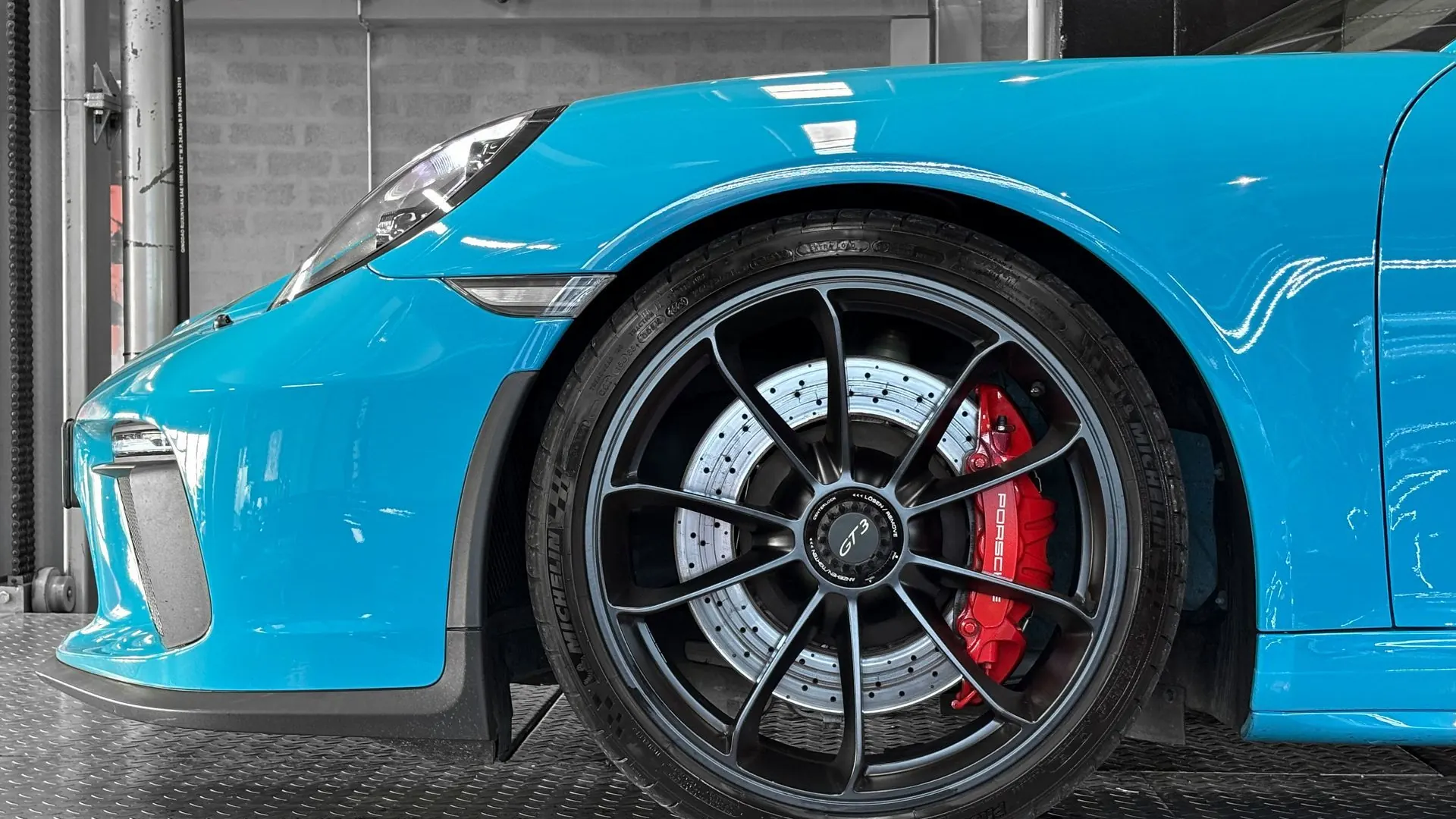 Porsche 991 — photo 12