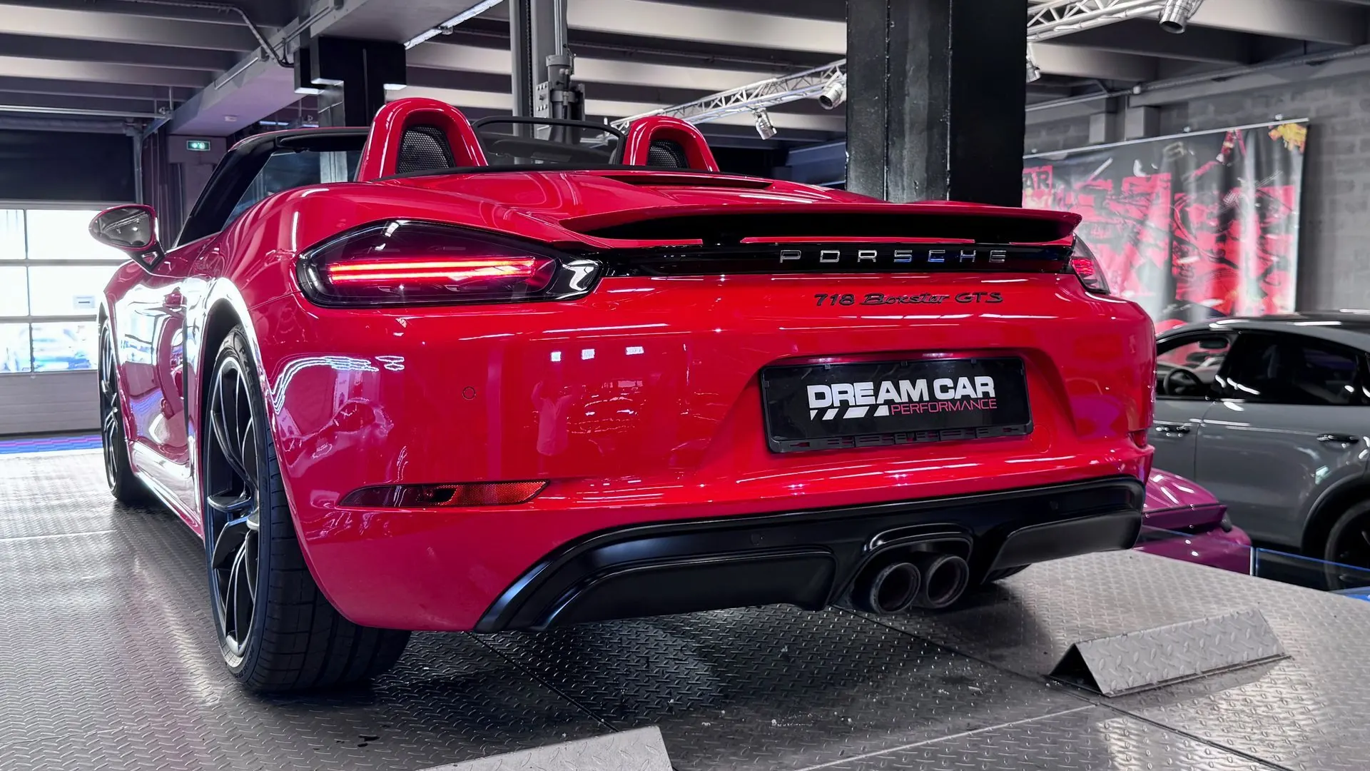 Porsche 718 — photo 10