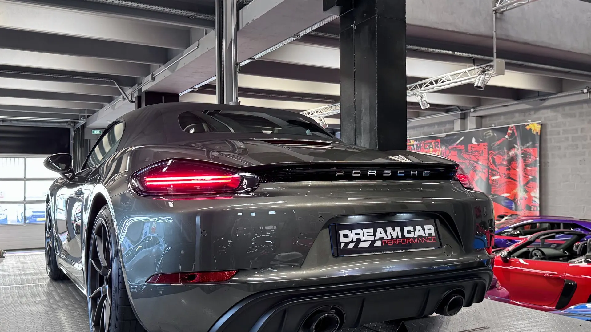 Porsche 718 — photo 3