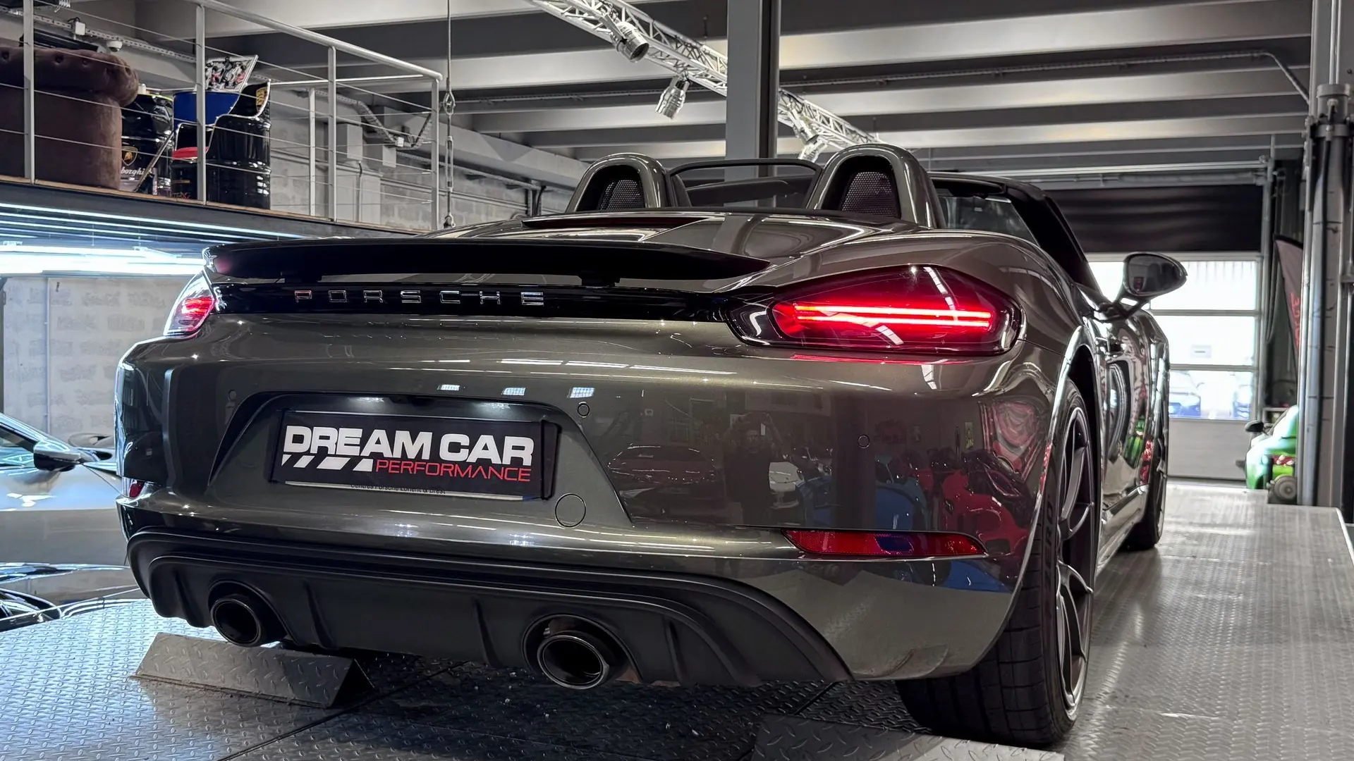 Porsche 718 — photo 4