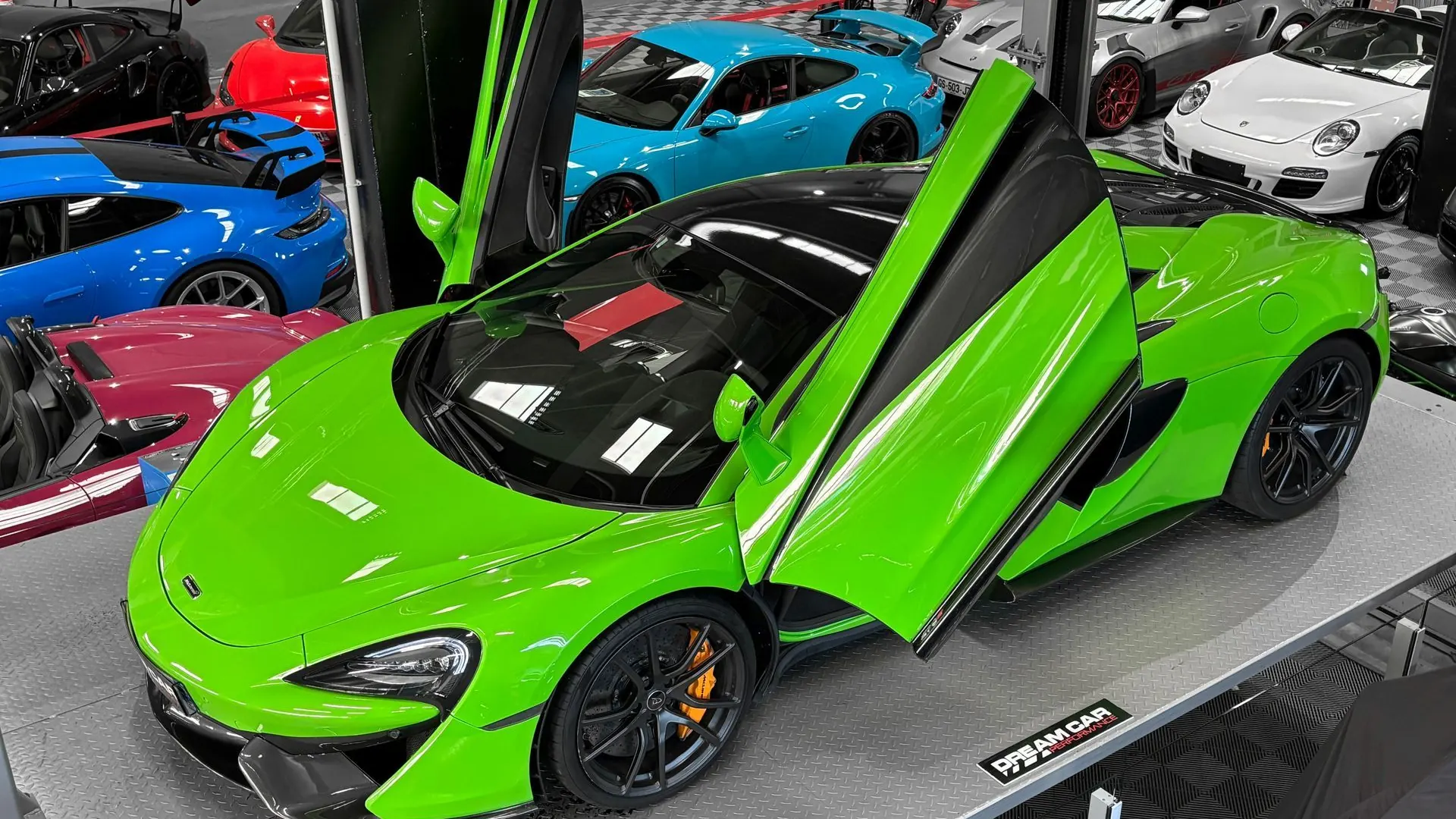McLaren 570S — photo 14